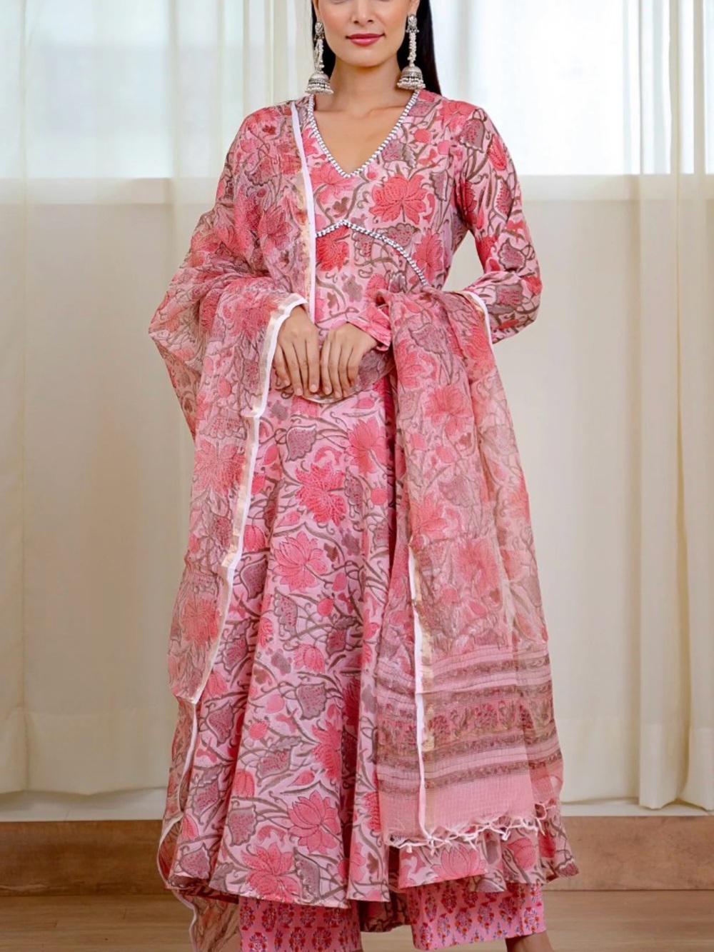 Pink Floral V-Neck Women's Kurta Set with Dupatta